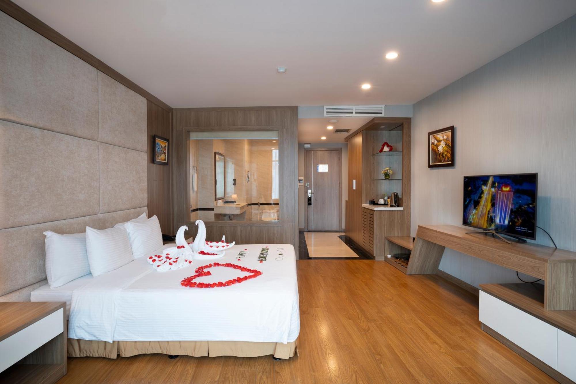 Muong Thanh Grand Hanoi Hotel Exterior foto